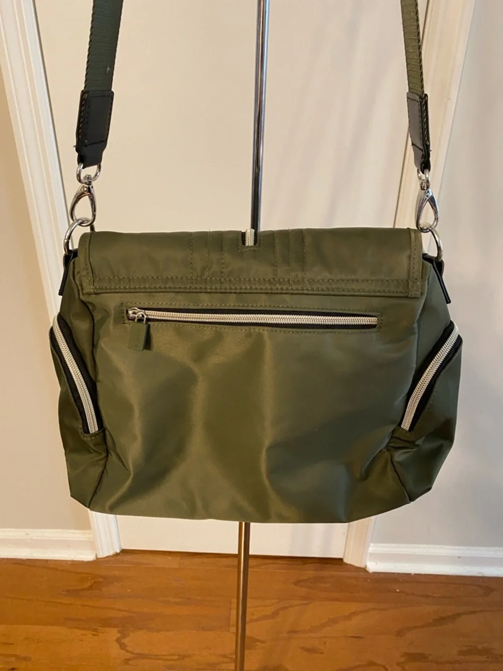 IHKWIP Satchel Bag